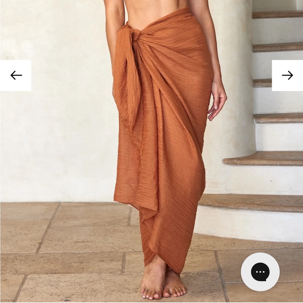 Monday Beachwear Linen Sarong